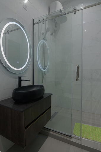 Bathroom 3, One90 Apartment, Surulere