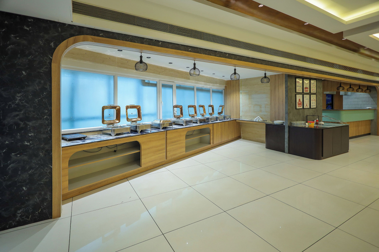 Food & Drinks 5, Royal Plaza Suites by RAK Rooms, Dakshina Kannada