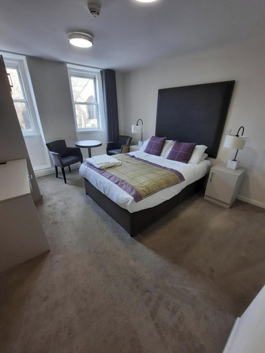 Room 3, Dalkeith Aparthotel, Midlothian