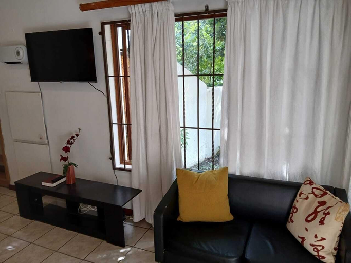Others 4, Oaktree Guest House, City of Johannesburg