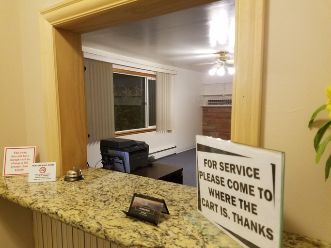 Public Area 2, Out West Motel, Umatilla