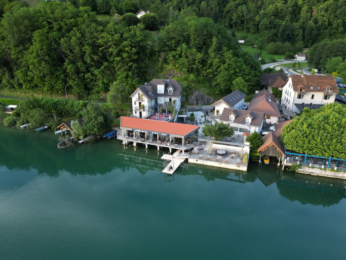 Exterior & Views 2, La Villa du Lac, Savoie