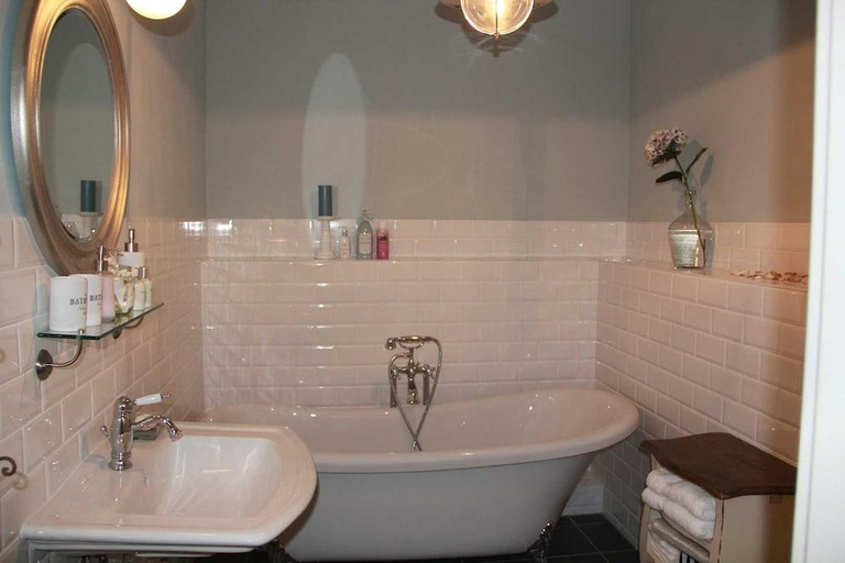 Bathroom 3, Hotel Lili Marleen, Lübeck