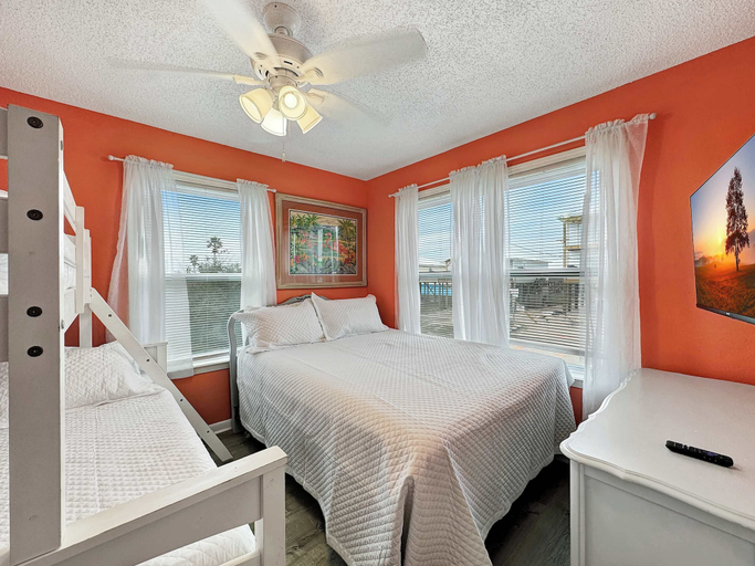 Bedroom 2, Bungalow by the Beach For 9!, Baldwin