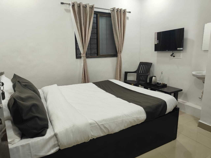 Bedroom 4, Spark Inn Hotel, Pune