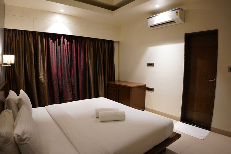 Bedroom 3, Hotel Sadanand Regency - Balewadi, Baner, Pune