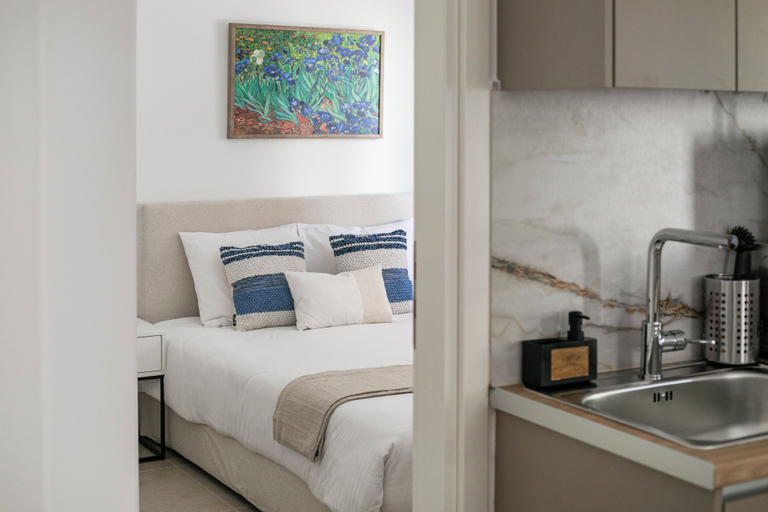 Room 3, Anatoli - Athenian 2-BR Apartment in Athens, Attica