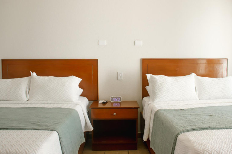 Bedroom 3, Costa Elegante Hotel & Suites, Puerto Peñasco