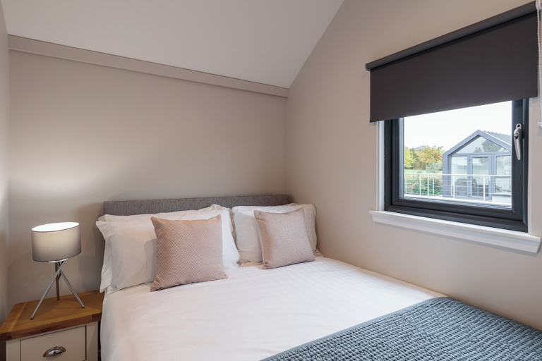 Room 2, Tattenhall Marina, Cheshire West and Chester