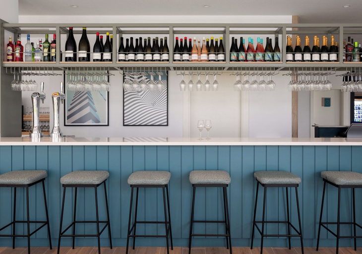 Food & Drinks 4, Spark By Hilton Madrid Alcala, Madrid