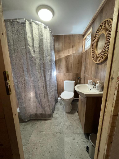 Bathroom 3, Kawena Gdansk, Gdańsk City