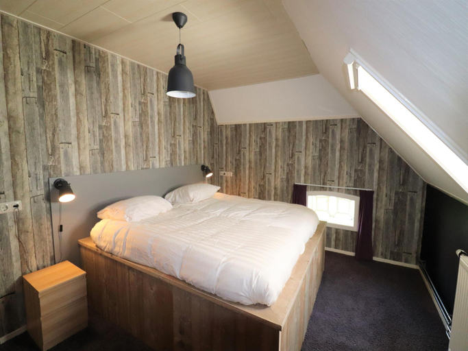 Bedroom 2, Apartment in Netherlands near Nature Trails, Coevorden