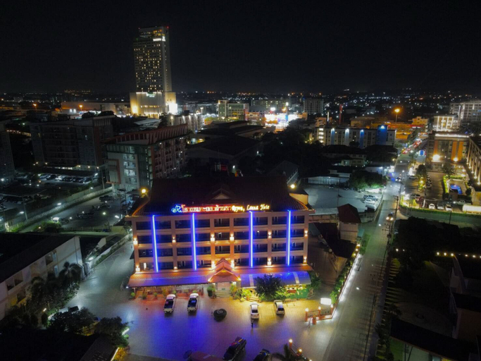 Exterior & Views 2, Rayong Lanna Hotel, Muang Rayong