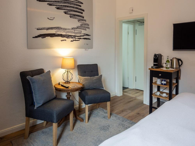 Bedroom 4, Boutique Hotel Villa Monika, Nordfriesland