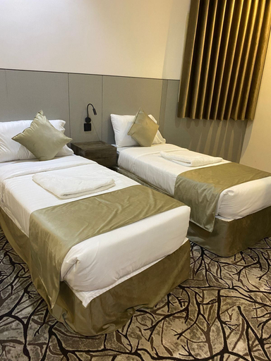 Bedroom 3, Al Raqui Al Mumaiaz Hotel, Makkah