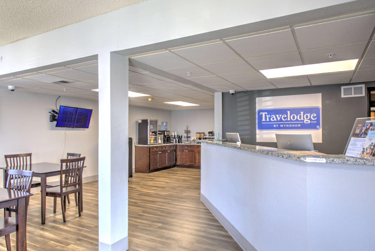 Public Area 2, Travelodge by Wyndham Lincoln South, Lancaster