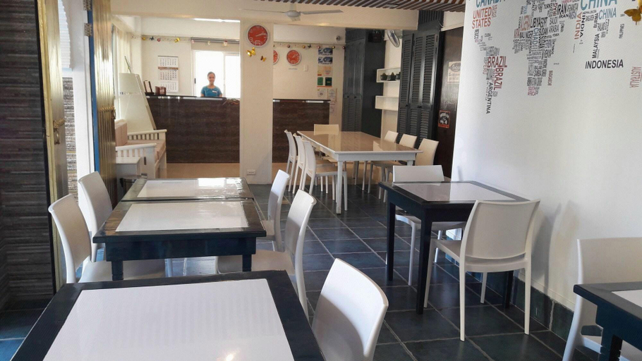 Food & Drinks 5, Mecasa Hotel, Malay