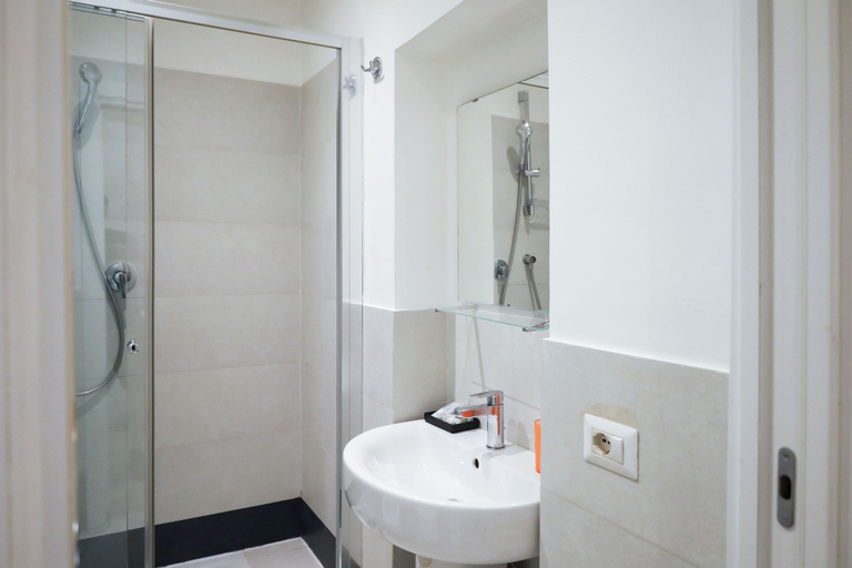 Bathroom 5, Aureliana Luxury Apartments, Rome