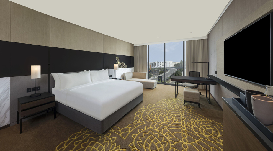 Bedroom 3, Hilton Bengaluru Embassy Manyata Business Park, Bangalore