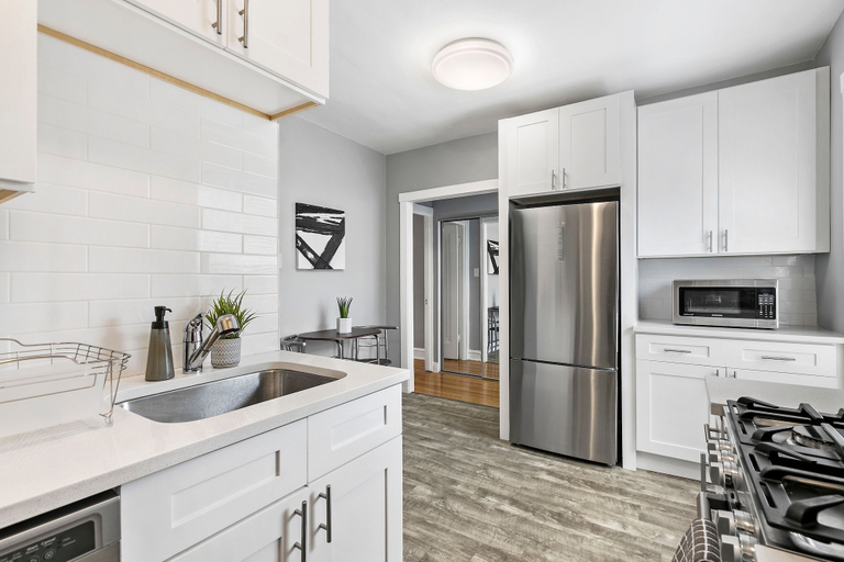 Private kitchen 5, 1BR Well-equipped Apt - Marshfield E3, Cook