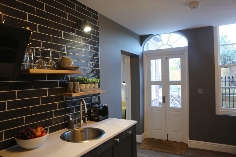 Others 4, Old Rectifying House Superior Apartment, Worcestershire