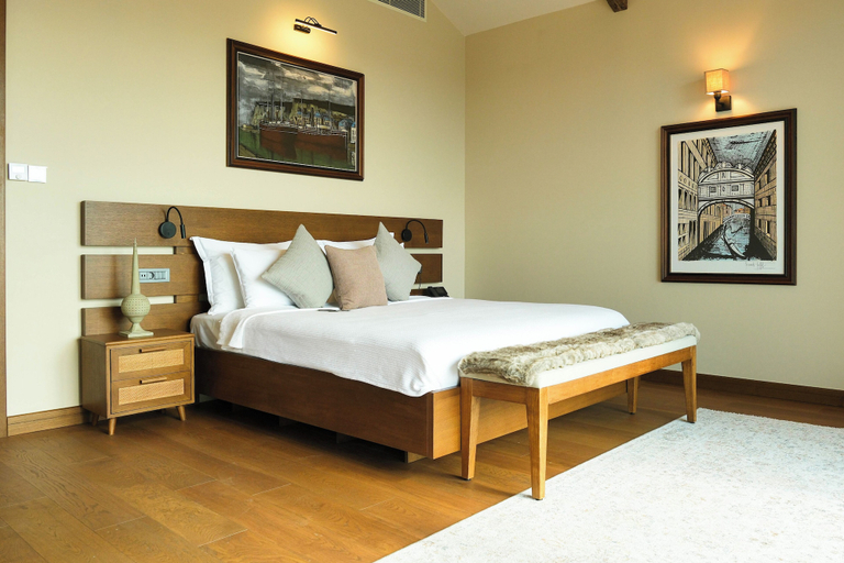 Bedroom 3, Les Bungalows, Torbalı