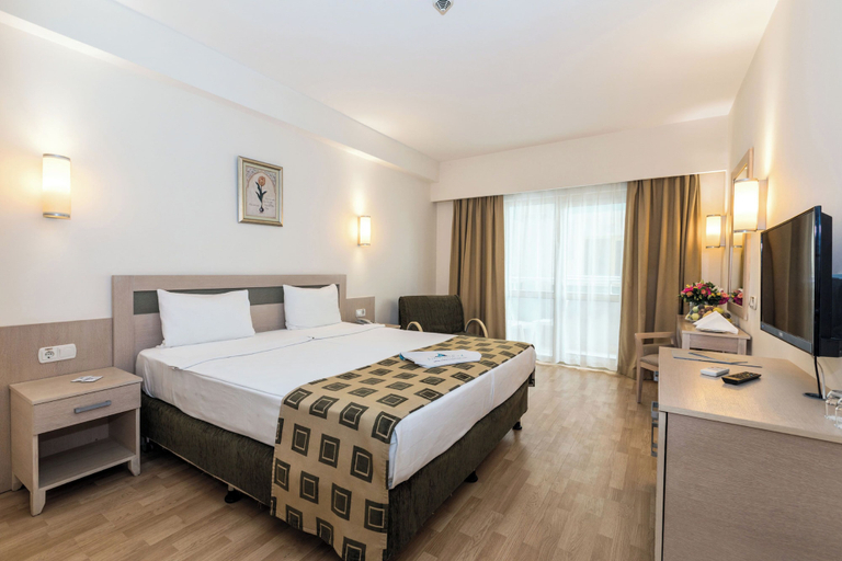 Bedroom 3, Side Breeze Hotel - All Inclusive, Manavgat