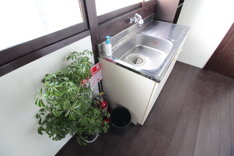 Others 4, Yadokari House, Okayama