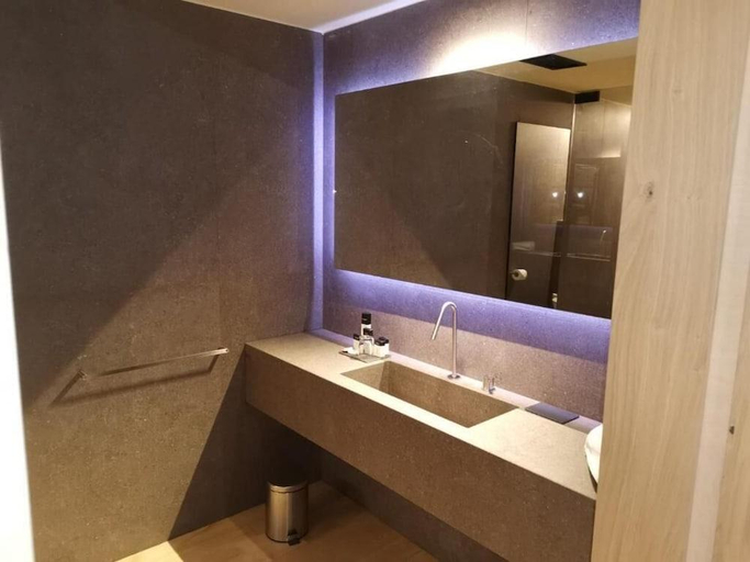 Bathroom 2, ACOUGA Hotel Boutique, Ourense