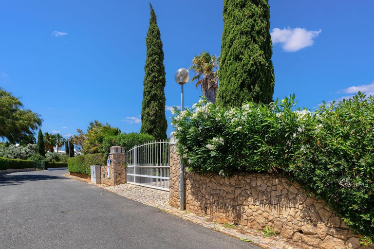 3, Golfinhos - MAGNIFICENT & SPACIOUS 5 BEDROOM VILLA, Lagoa