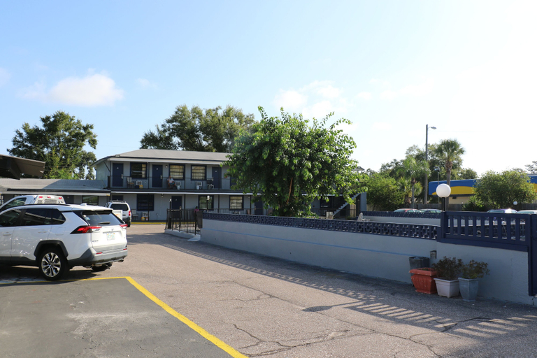 Public Area 4, Dunedin Cove Motel, Pinellas