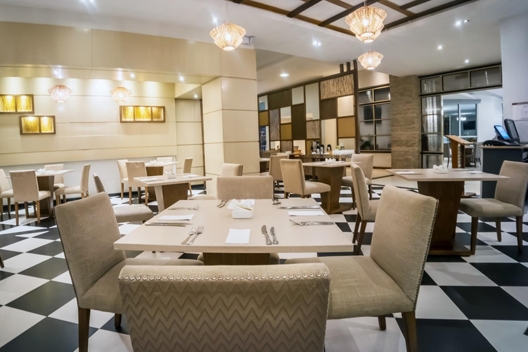 Food & Drinks 4, Wyndham Garden Guayaquil, Guayaquil