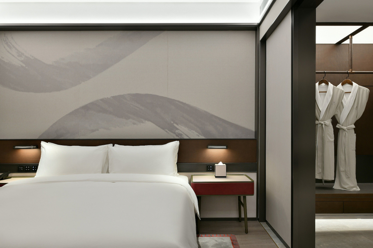 Bedroom 2, JOYA Hotel Shanghai Jiading, Shanghai