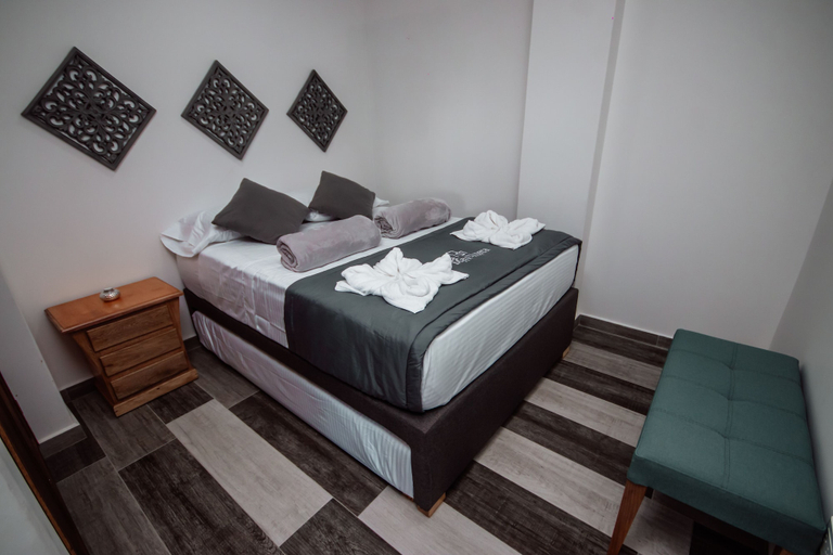 Bedroom 2, Las Palmas Aparta hotel, Guatapé