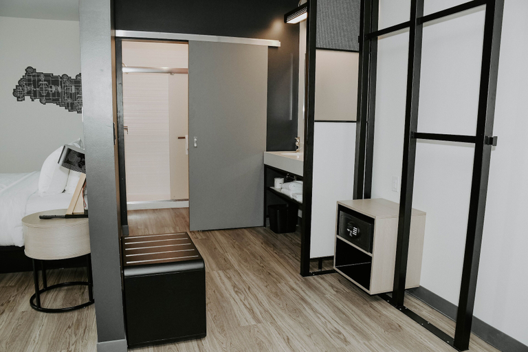 Bedroom 4, Aloft by Marriott Omaha West, Douglas