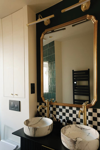 Bathroom 4, Résidence Louvre, Paris