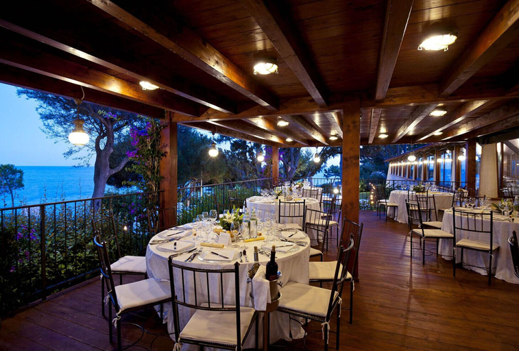 Food & Drinks, Luna Sardinia, Cagliari