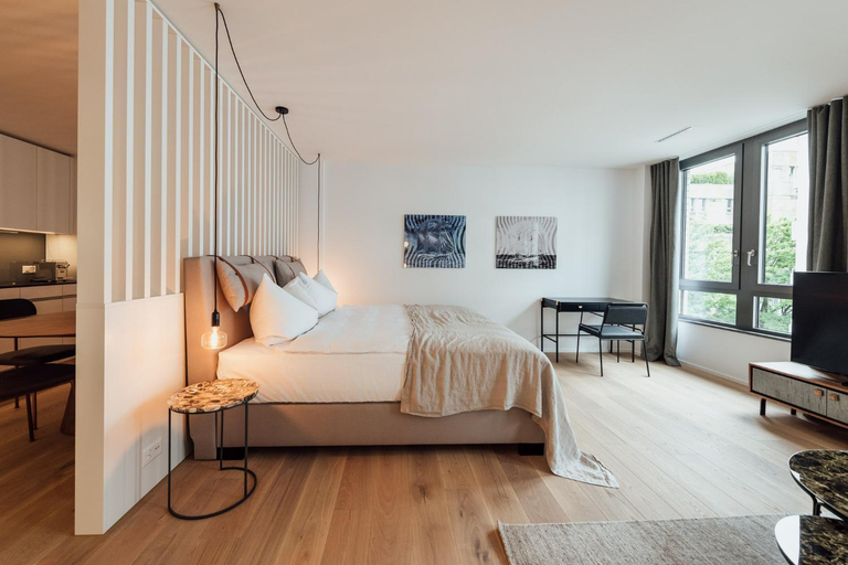 Bedroom 2, Gubelhof Suites, Zug