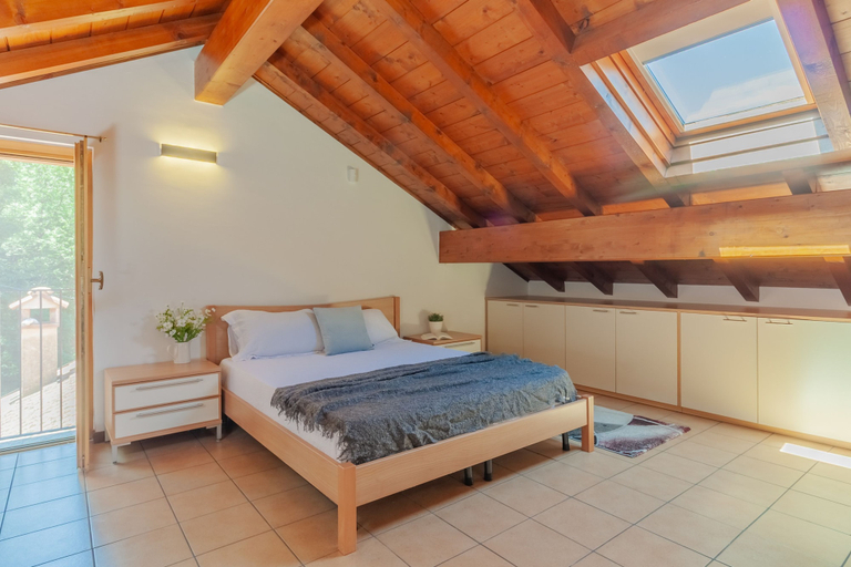 Room 5, Tra Lago e Cielo in Bellano, Lecco