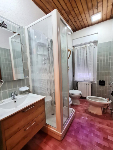 Bathroom 4, Excelsior Hotel Cimone LowCost, Trento
