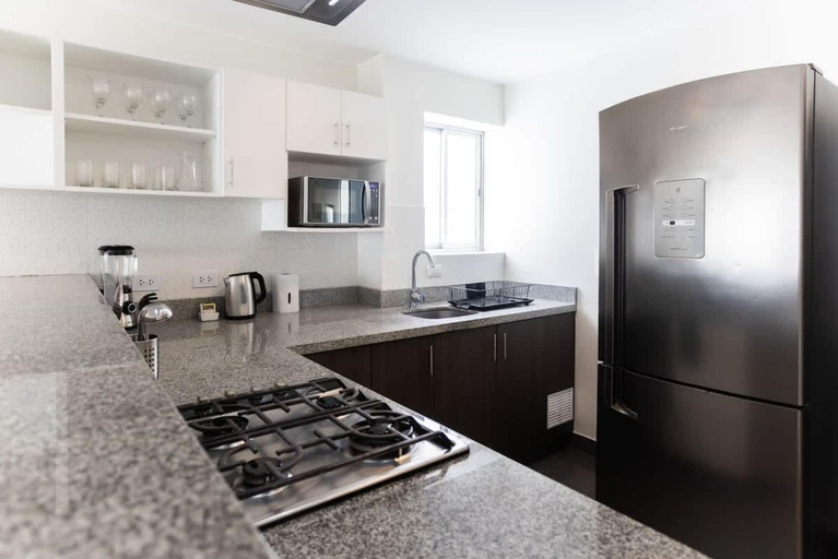 Room 4, w Great 3BR Duplex With Terrace in Miraflores, Lima