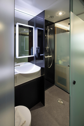 Bathroom 3, The Z Hotel Leicester Square, London