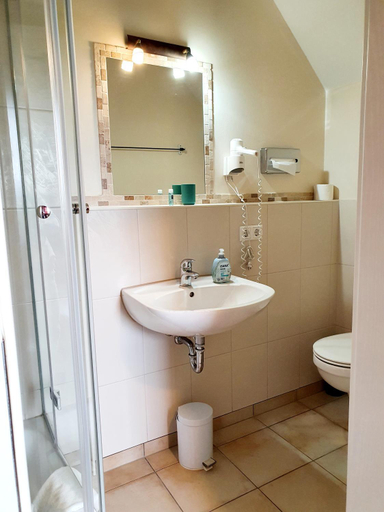 Bathroom 2, Alt Enginger Muhle, Paderborn