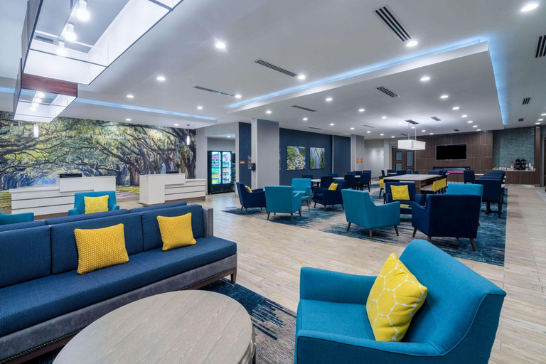 Public Area 2, La Quinta Inn & Suites by Wyndham Tifton, Tift