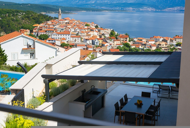 Room 5, Villa Majestic With Sauna and Beautiful Views, Vrbnik