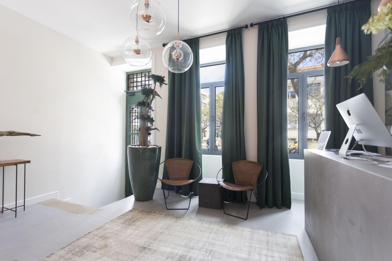 Others 5, Alameda Exclusive House, Faro