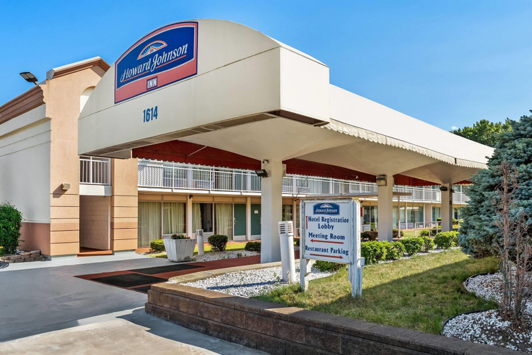 Exterior & Views 1, Howard Johnson by Wyndham Albany, Albany
