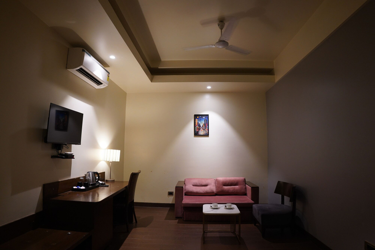 Others 5, Hotel Sadanand Regency - Balewadi, Baner, Pune