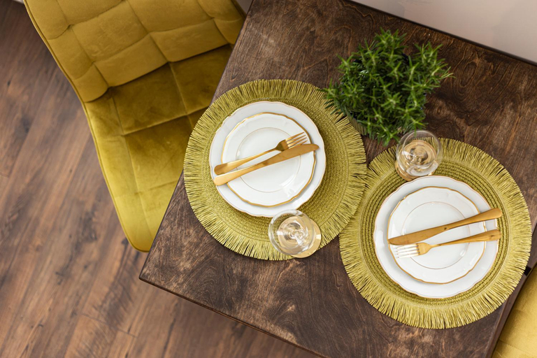 Food & Drinks, Vintage Apartments , Free parking , Self check-in, Riga