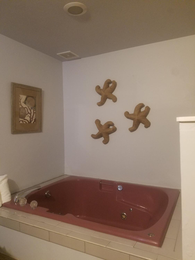 Bathroom 3, The Guesthouse Ocean View Cottages, Clatsop